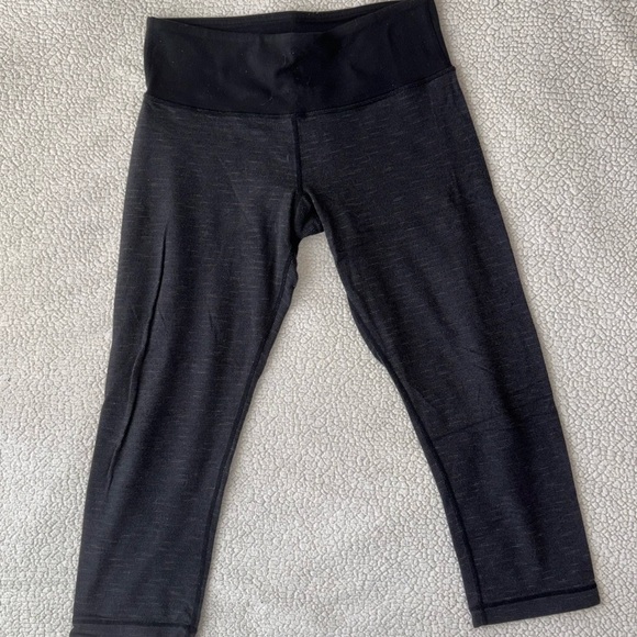 Size 6 Lululemon Capri Leggings Trio - Picture 3 of 7